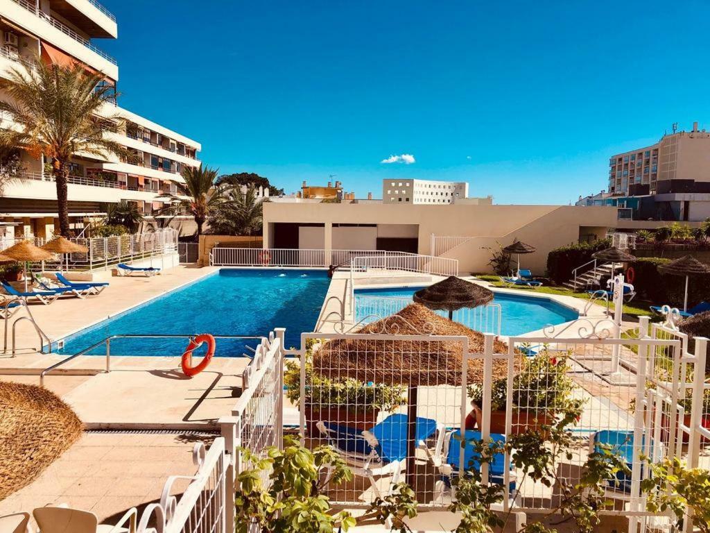 Nogalera 110 City Central 3 Seasonal Pools With Bar توريمولينوس المظهر الخارجي الصورة